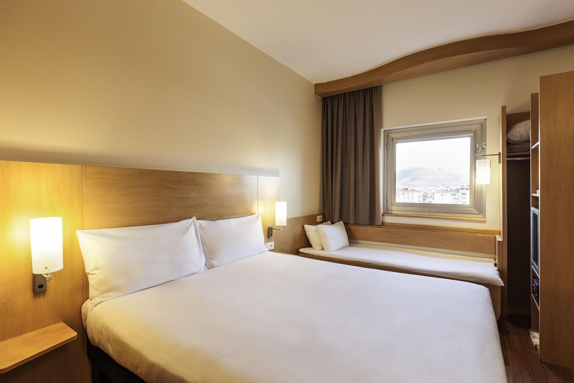 Готель Ibis Santiago Providencia Екстер'єр фото