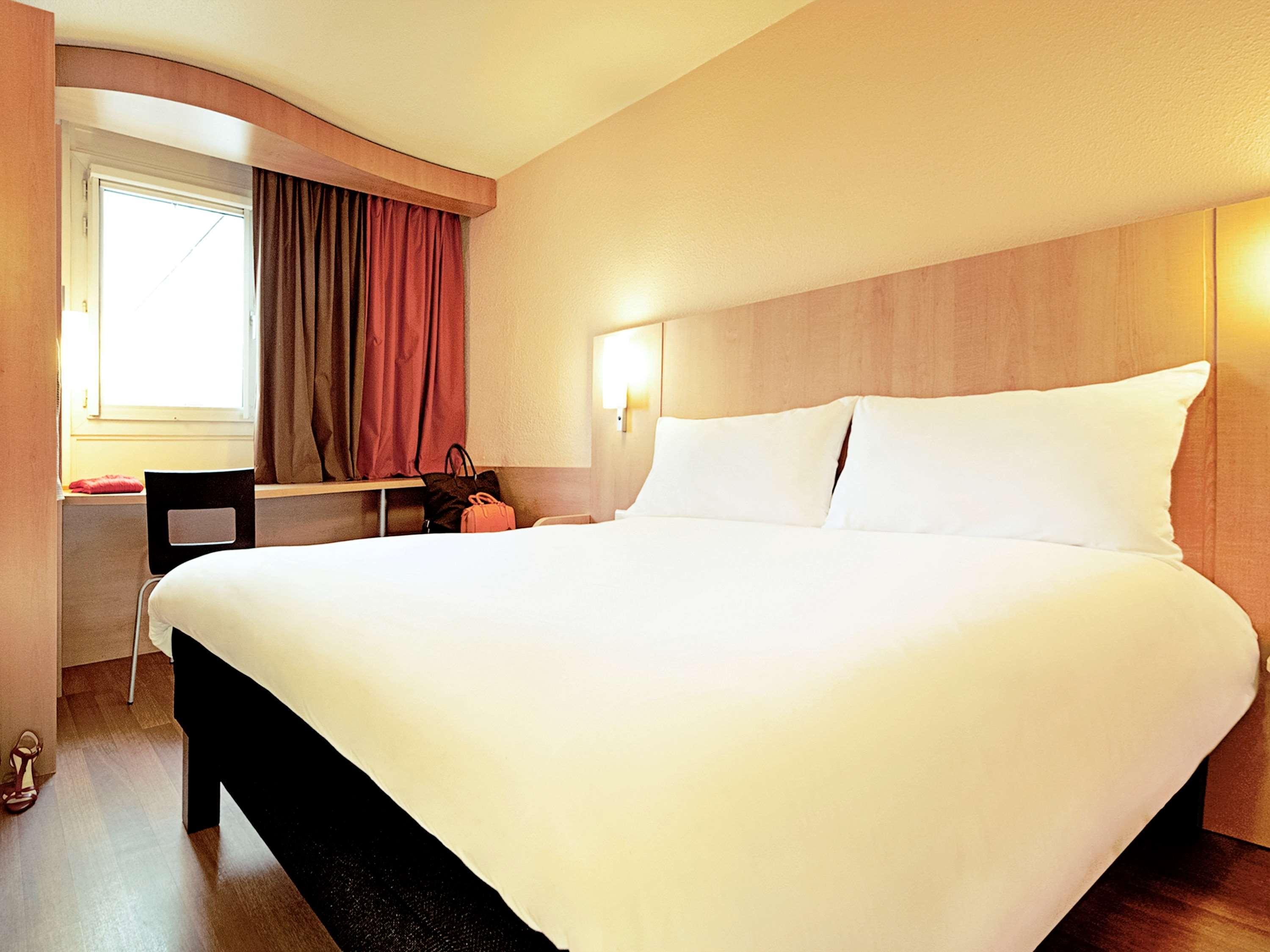 Готель Ibis Santiago Providencia Екстер'єр фото