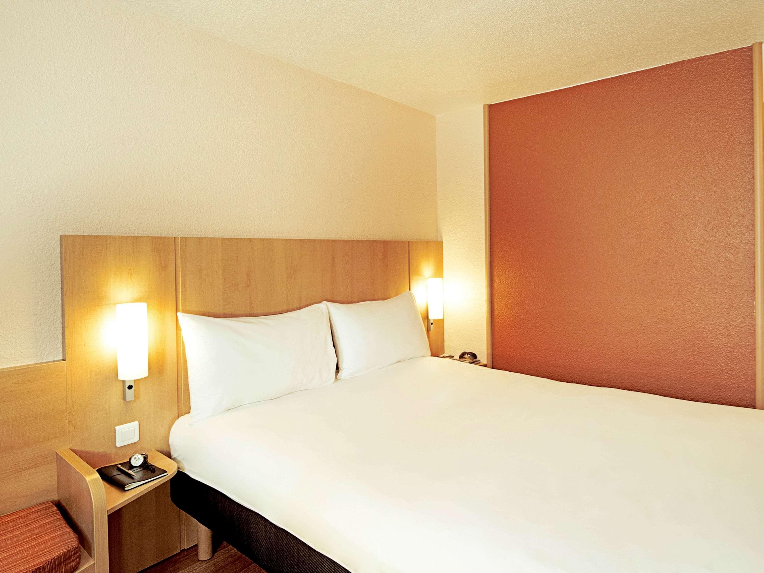 Готель Ibis Santiago Providencia Екстер'єр фото