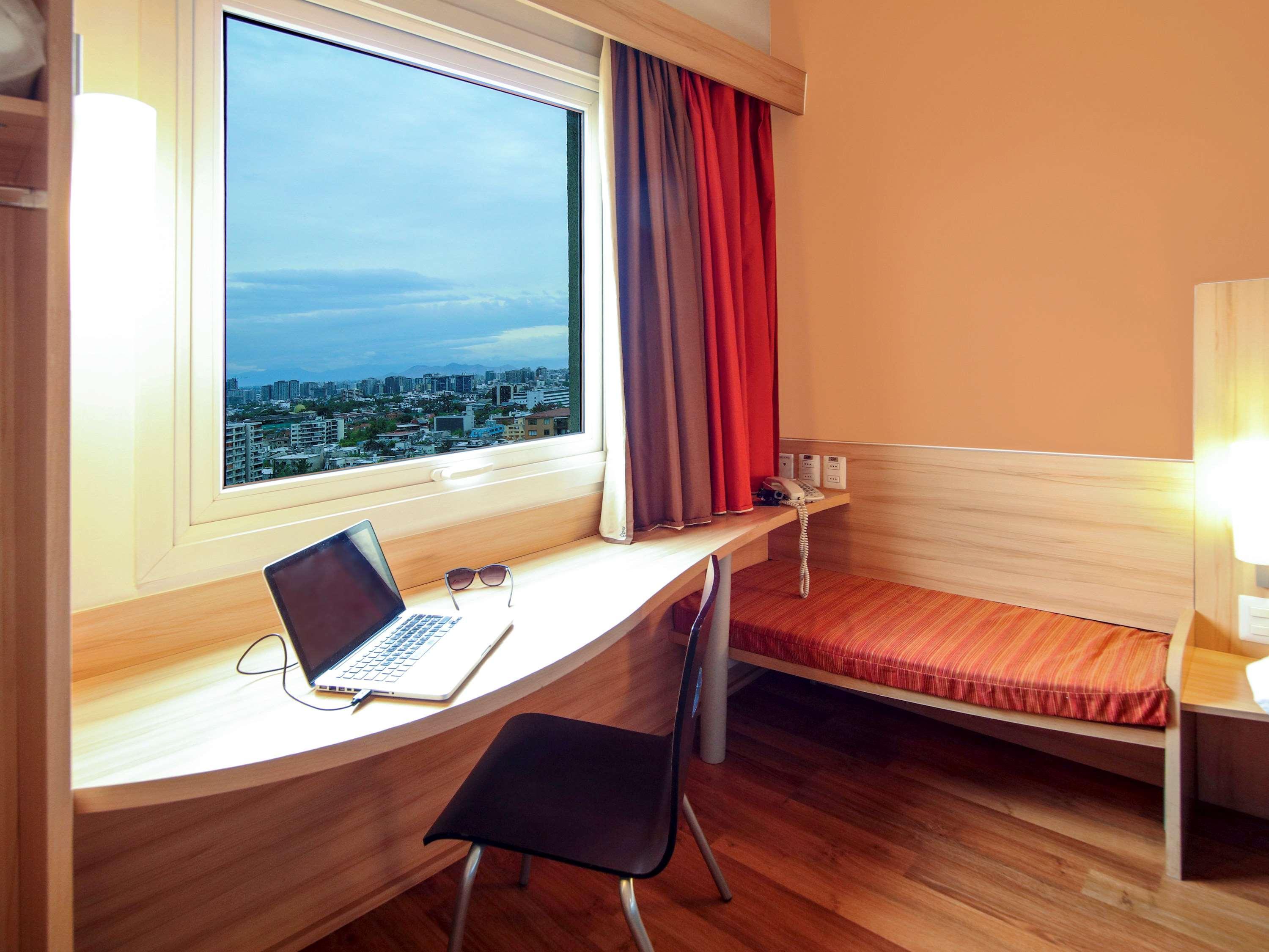 Готель Ibis Santiago Providencia Екстер'єр фото