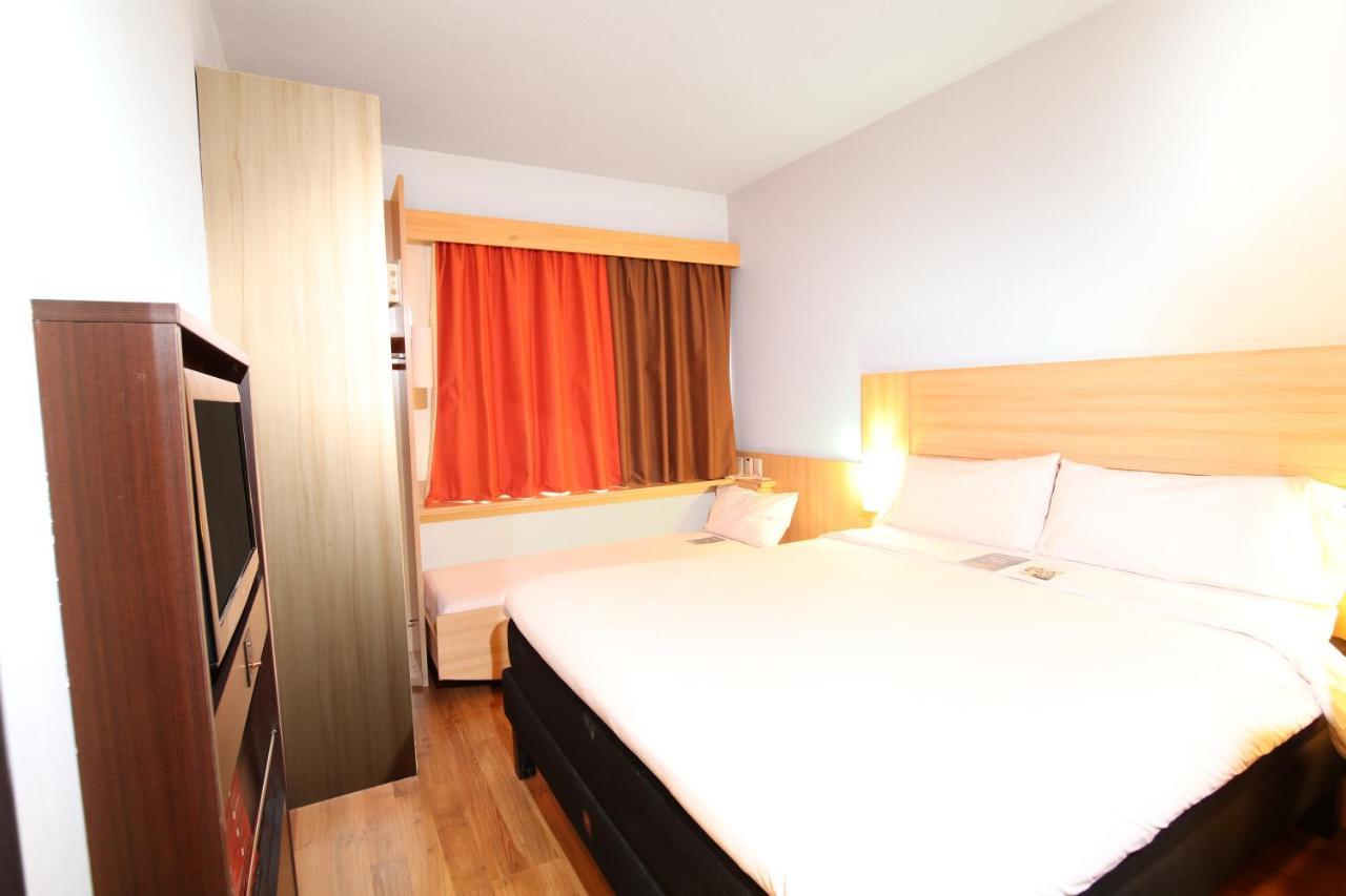 Готель Ibis Santiago Providencia Екстер'єр фото