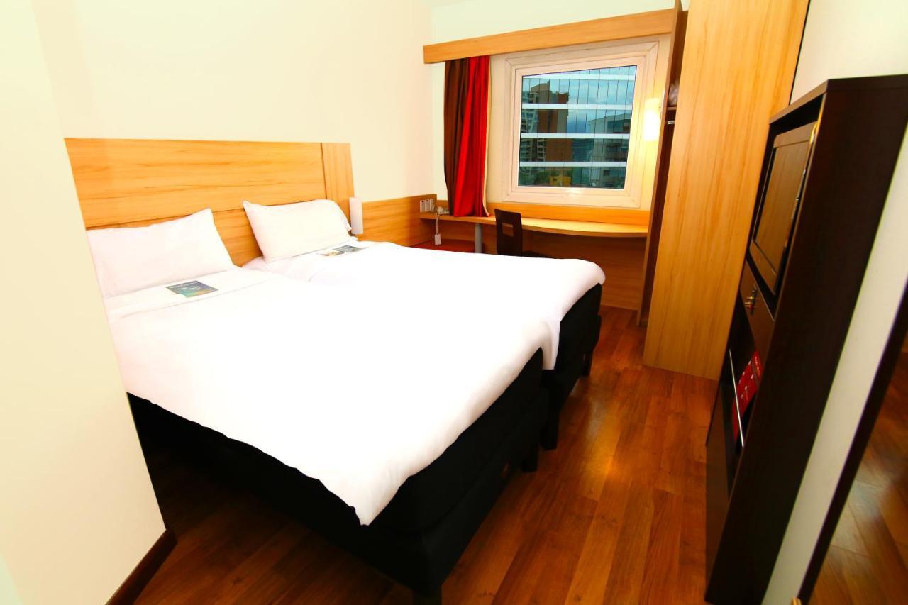 Готель Ibis Santiago Providencia Екстер'єр фото