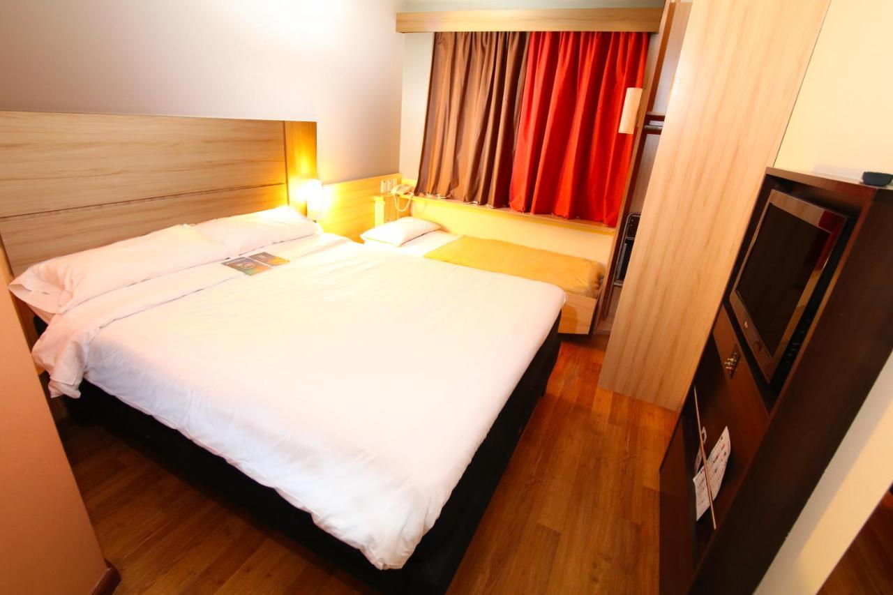 Готель Ibis Santiago Providencia Екстер'єр фото