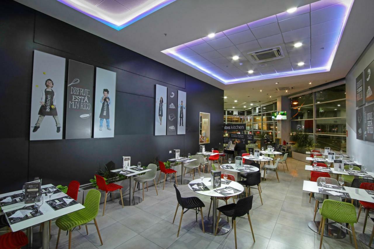 Готель Ibis Santiago Providencia Екстер'єр фото